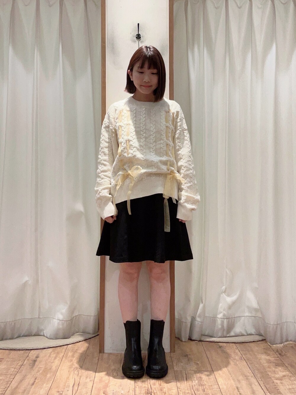 「ehka sopoのサイドゴアブーツ（ブーツ、ブラック系）」を使った、akaneさん（レディース・152cm）の冬コーディネートの2枚目の写真
