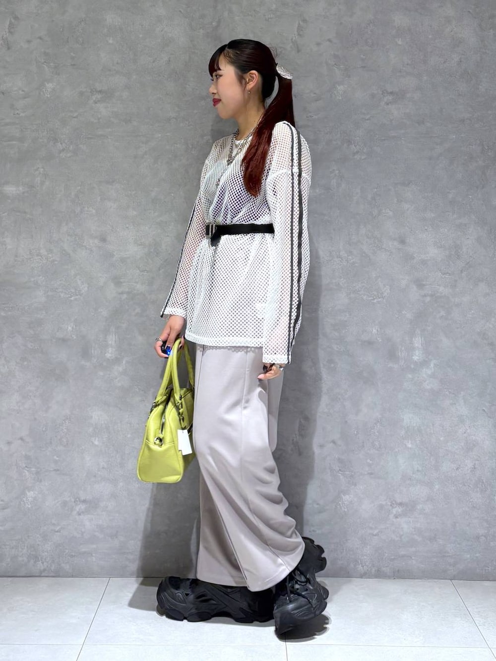 「モード、ストリート、きれいめ、カジュアル、ネックレス、骨格ストレート_PAGEBOY、ブルベ冬_PAGEBOY、ベルト、バッグ」｜「PAGEBOYのモードバックルベルト3（ベルト、ブラック系）」を使った、りりりさん（レディース・157cm）の夏コーディネートの4枚目の写真