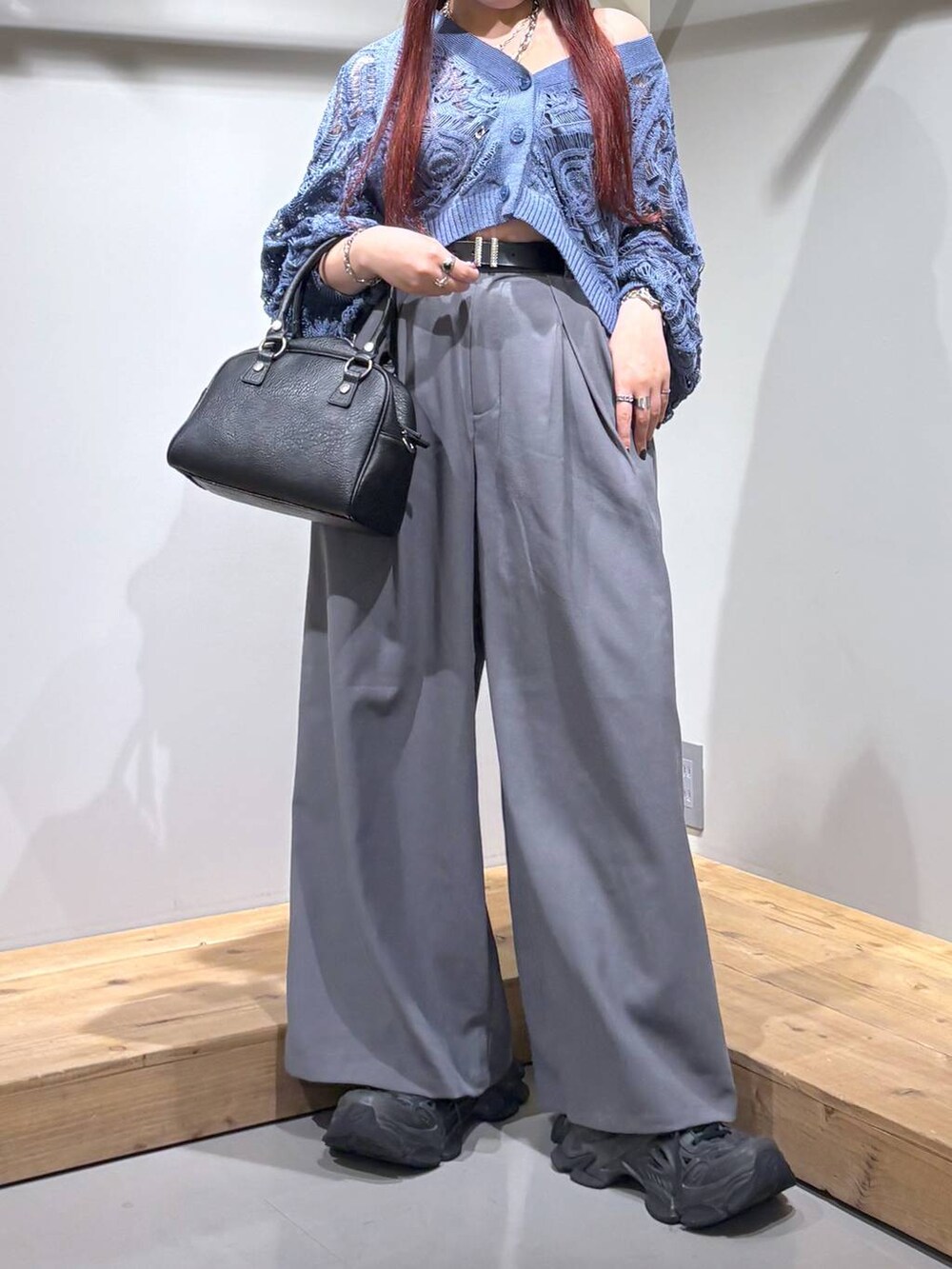 「モード、ストリート、きれいめ、カジュアル、ネックレス、骨格ストレート_PAGEBOY、ブルベ冬_PAGEBOY」｜「PAGEBOYのモードバックルベルト3（ベルト、ブラック系）」を使った、りりりさん（レディース・157cm）の夏コーディネートの3枚目の写真