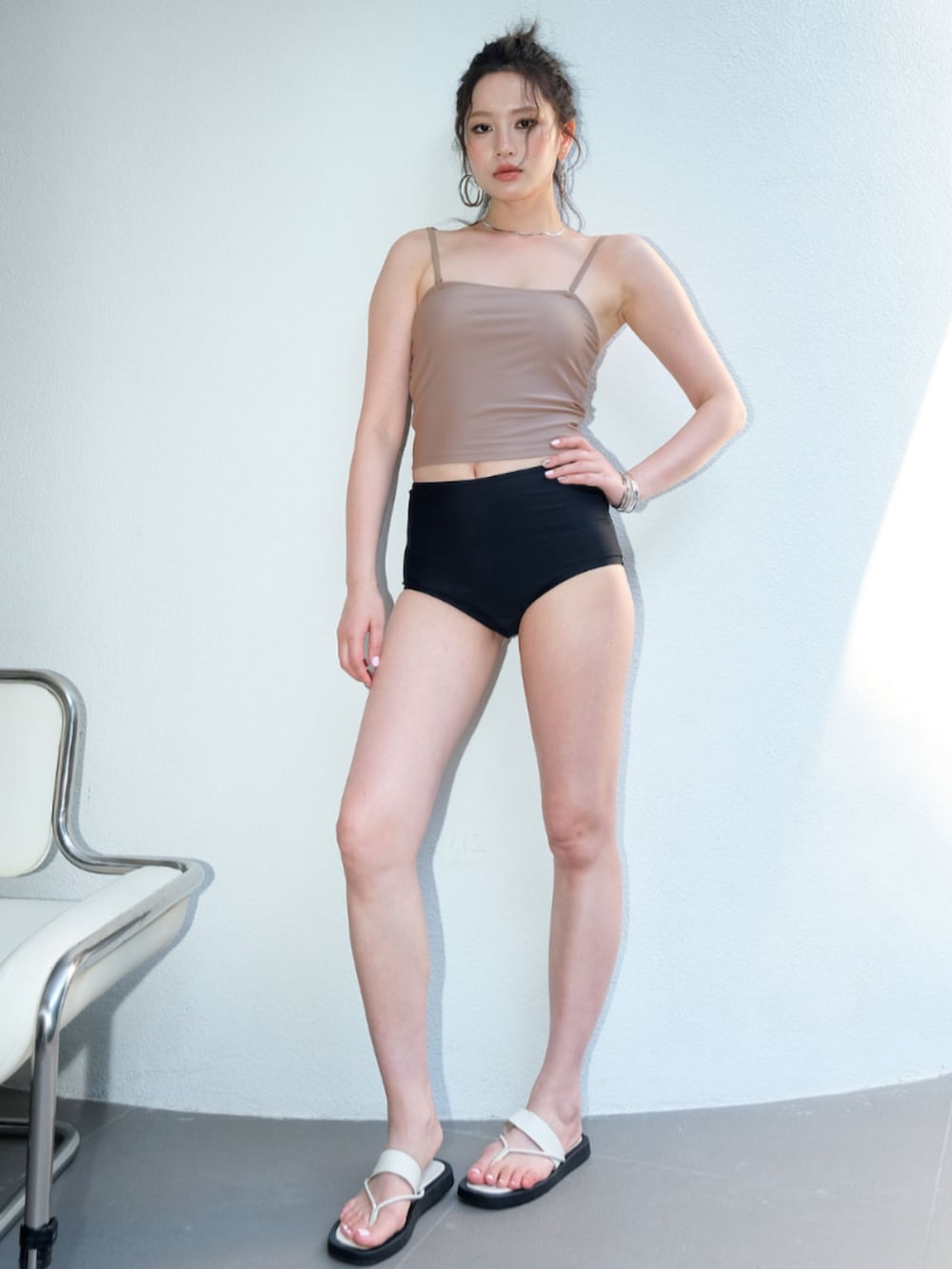 「セットアップ、韓国ファッション、最近のいい感じコーデ、春、プチプラ、春カラー、大人女子、ビスチェ、お出かけコーデ、サンダル、きれいめカジュアル、休日スタイル、シンプルコーデ、春夏コーデ、OSYAREVO」｜「OSYAREVOの【公式】インスタグラム（その他、その他）」を使った、OSYAREVOさん（レディース・167cm）の春コーディネートの4枚目の写真