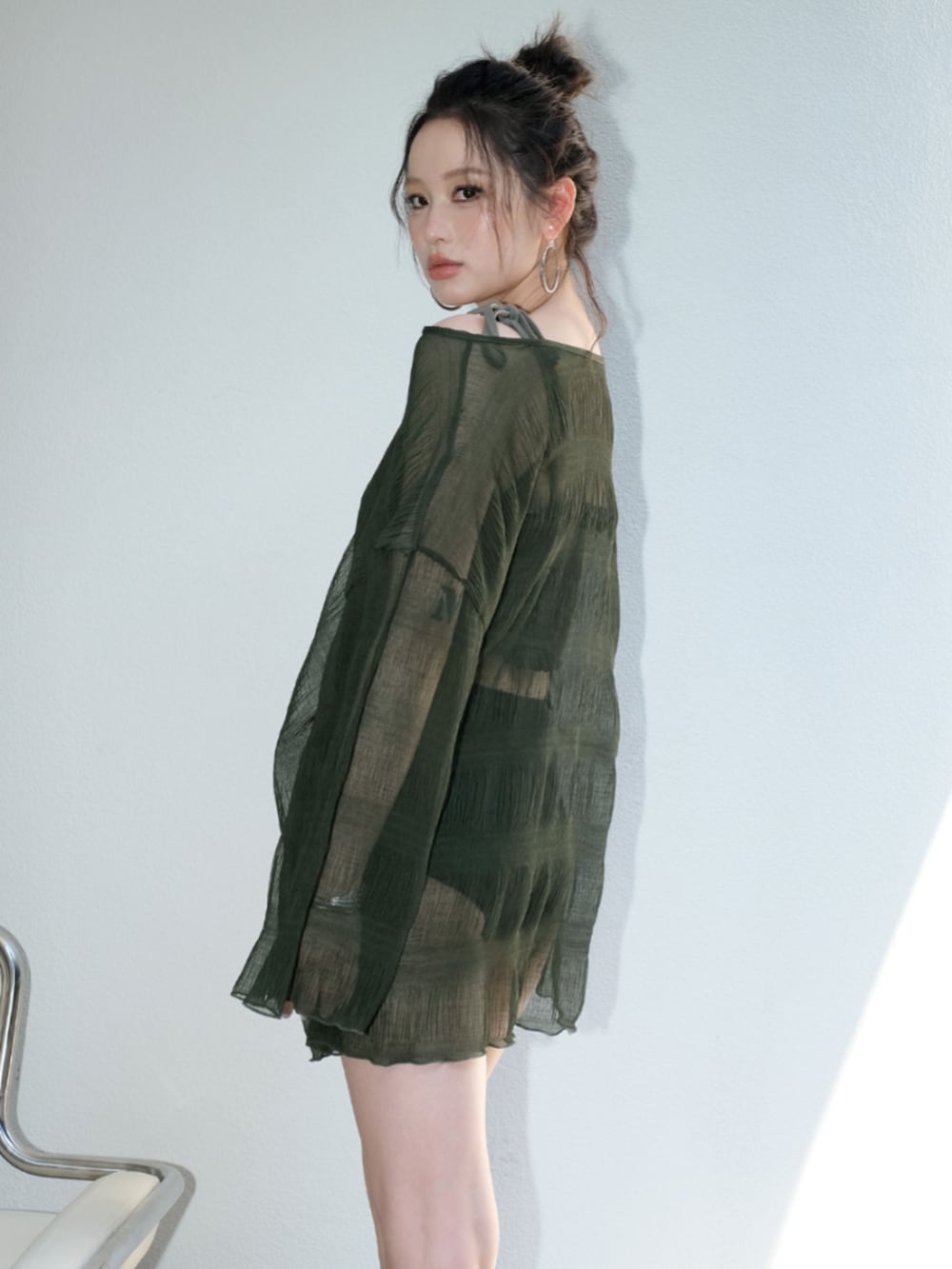 「春色、春めき満開コーデ、大人カジュアル、スポーツミックス、ワンピース、韓国ファッション、休日スタイル、ショートパンツ、シアートップス、春服コーデ、大人ガーリー、パンツコーデ、ゆるシルエット、水着、OSYAREVO」｜「OSYAREVOの【公式】インスタグラム（その他、その他）」を使った、OSYAREVOさん（レディース・167cm）の春コーディネートの2枚目の写真