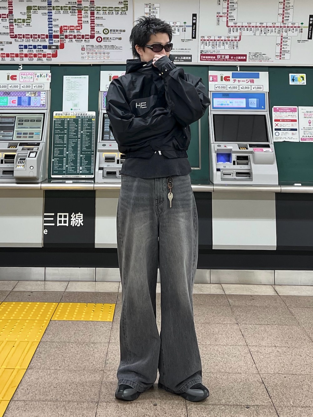 HELIOT EMILのナイロンジャケットを使った人気ファッション