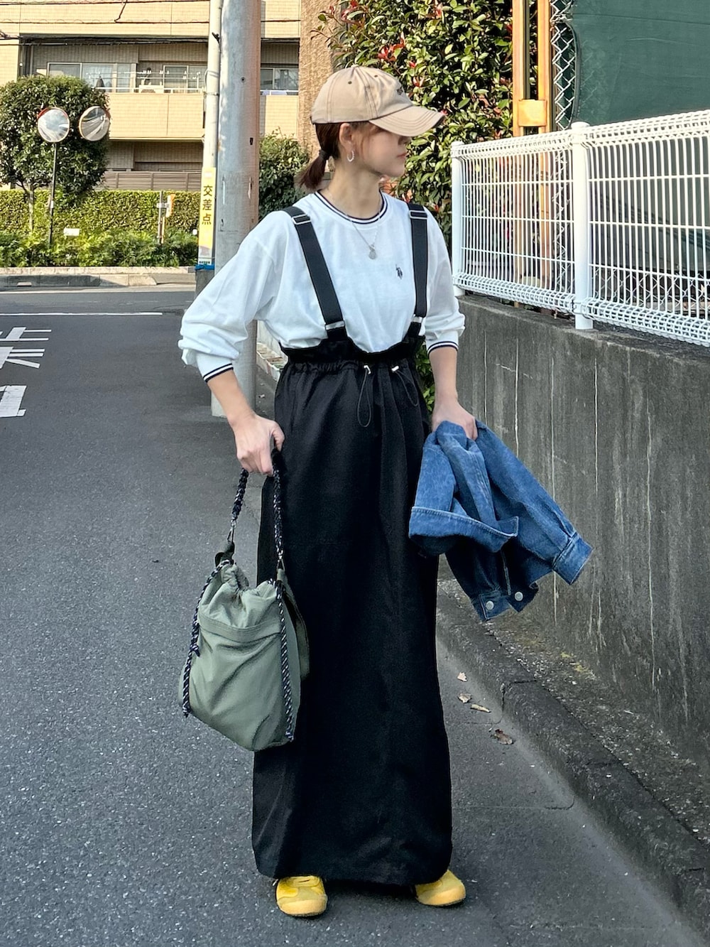 ＫＲさんの「【 notch. by KR 】サスツキハイウェストスカート（notch.）」を使ったコーディネートの4枚目の写真