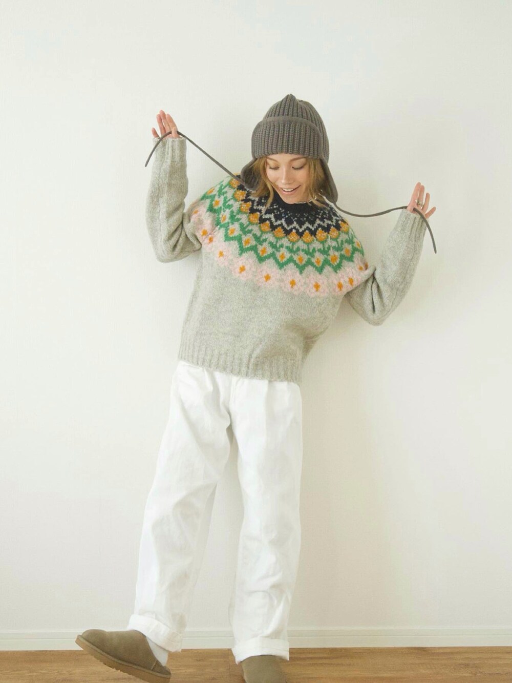 endless made ビーニー ORIGAMI着用 階上実穂｜SMELLYのニットキャップ/ビーニーを使ったコーディネート - WEAR