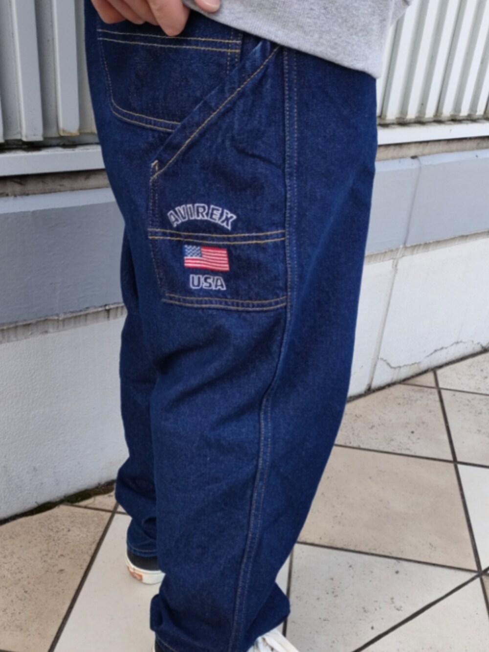 「スウェット、デニム、キャップ、AVIREX、休日コーデ、ootd、春コーデ、メンズファッション、今日のコーデ、AVIREXBelle」｜「AVIREXの【×NEW ERA/ニューエラ】ロウ プロファイル 59フィフティ / LOW PROFILE 59FIFTY "AC"/ アヴィレックス / AVIREX（キャップ、ブラック系）」を使った、SUGAYA！さん（メンズ・164cm）の冬コーディネートの5枚目の写真