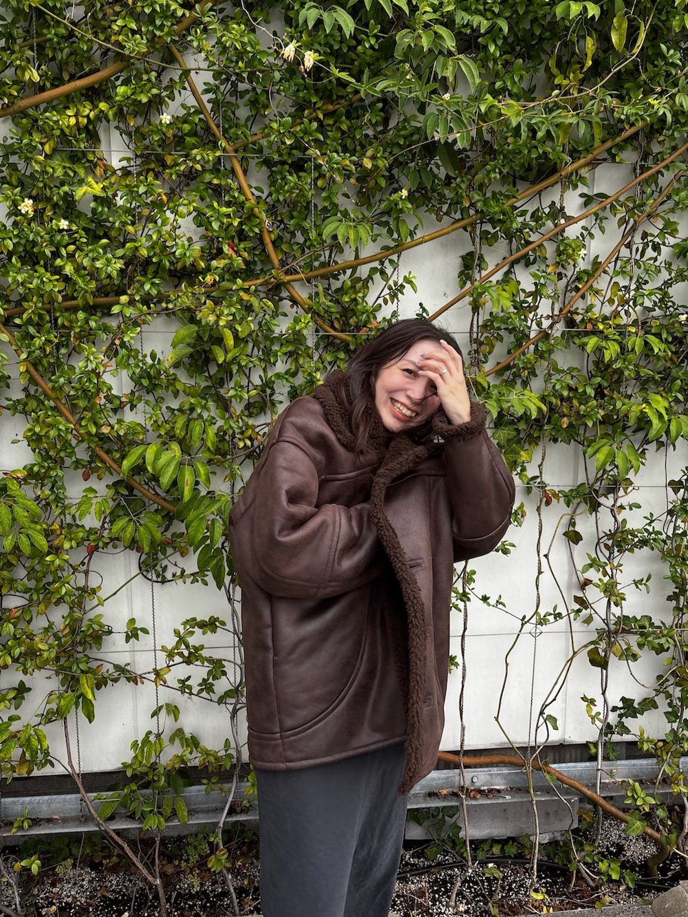 「Ungridのフェイクムートンルーズブルゾン（ブルゾン、ブラウン系）」を使った、庄司　未菜美さん（レディース・159cm）の秋コーディネートの5枚目の写真