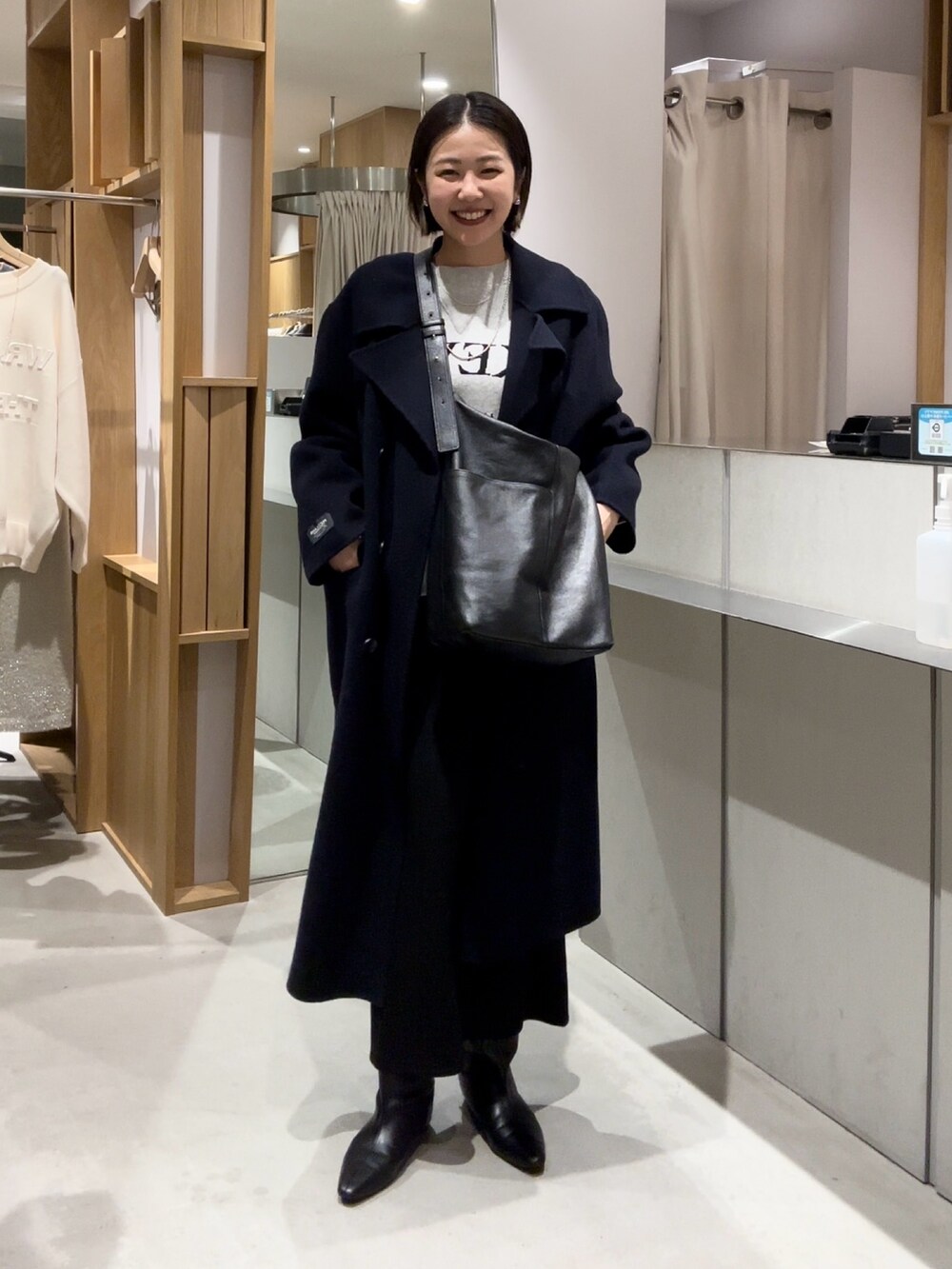 「冬コーデ、ロングコート、大人女子、ロゴ、ロゴニット、ニット、グレー、アウター」｜「SHENERYの【1枚で主役級/スタッフからも高評価】ジャカードロゴニット（ニット/セーター、グレー系）」を使った、TSURUGASAKI_163cmさん（レディース・163cm）の冬コーディネートの2枚目の写真
