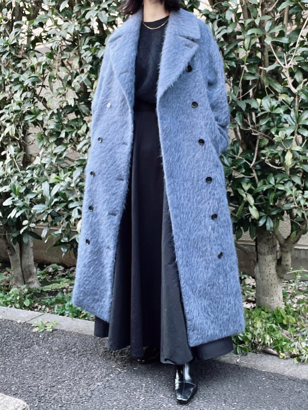 「CLANE、ZARA、allureville、LOULOUWILLOUGHBY、CENE、冬コーデ、オールブラック、ワントーンコーデ、オトナカジュアル、オトナ女子、大人カジュアル、きれいめカジュアル、ブラック、スカート、ブーツ」｜「CLANEの【CLANE(クラネ)】ボリュームフレアマキシスカート 11109-6182（スカート、ブラック系）」を使った、nico＊さん（レディース・168cm）の冬コーディネートの2枚目の写真