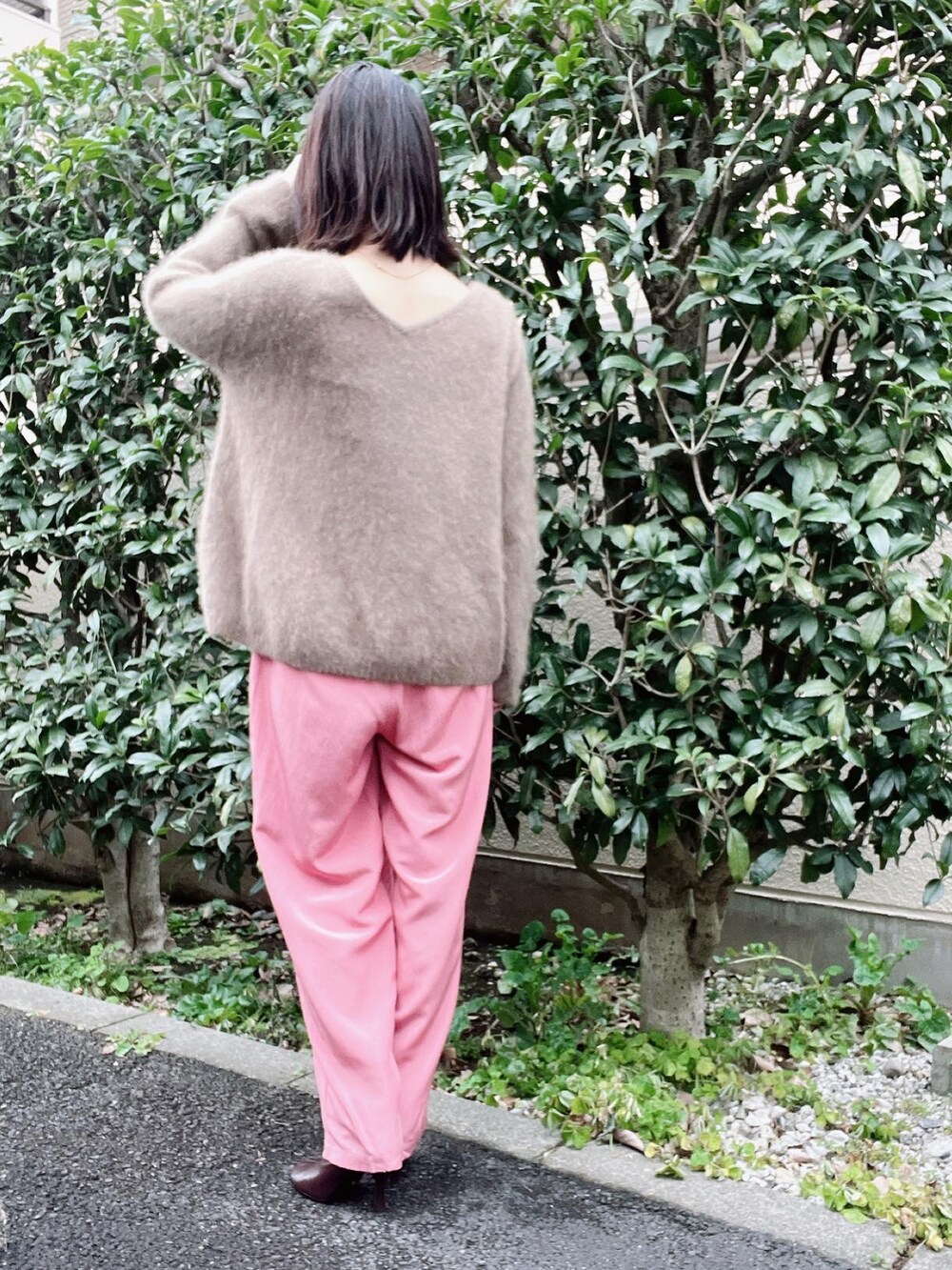 「CLANE、ZARA、Plage、CENE、冬コーデ、カラーパンツ、パンツスタイル、オトナカジュアル、大人カジュアル、オトナ女子、きれいめカジュアル、ニット、ブーツ、ピンク」｜「ZARAのアイテム（ブーツ、ブラウン系）」を使った、nico＊さん（レディース・168cm）の冬コーディネートの4枚目の写真