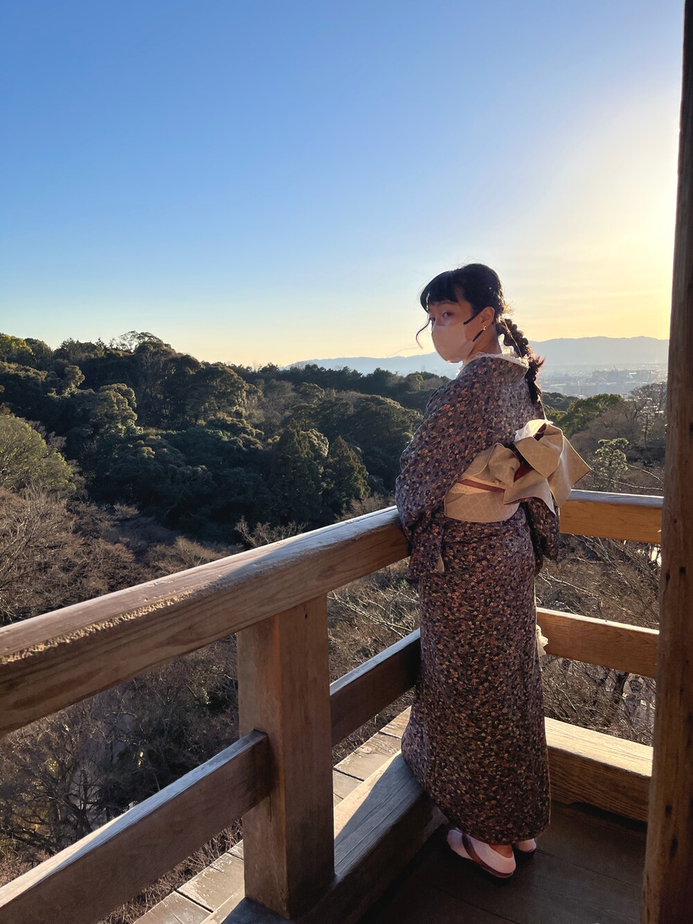 「京都旅行、和服、清水寺」｜「岡本和服のアイテム（その他、その他）」を使った、EuniceHuangさん（レディース・163cm）の春コーディネートの2枚目の写真