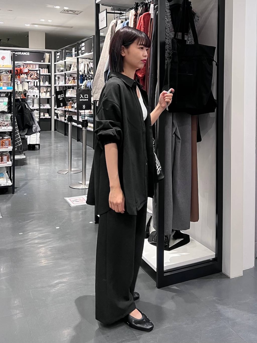 「カジュアル、低身長、個性派、骨格ウェーブ、LAKOLE」｜「LAKOLEのステンレスシンプルチェーンネックレス2 / 128997（ネックレス、その他）」を使った、うえさん（レディース・153cm）の夏コーディネートの3枚目の写真