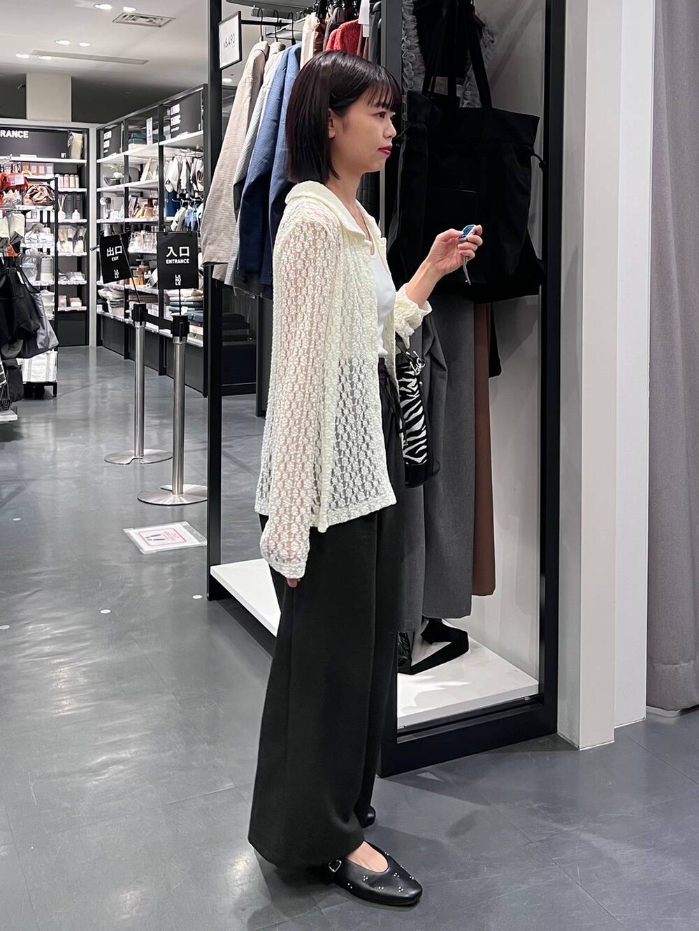 「LAKOLE、低身長、個性派、カジュアル、骨格ウェーブ」｜「LAKOLEのステンレスシンプルチェーンネックレス2 / 128997（ネックレス、その他）」を使った、うえさん（レディース・153cm）の夏コーディネートの4枚目の写真