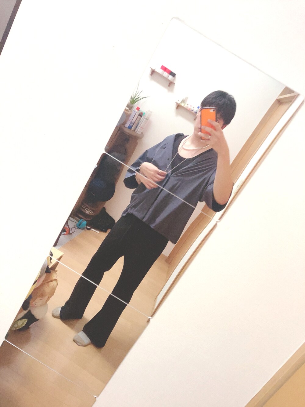 「GUのアイテム（シャツ/ブラウス、グレー系）」を使った、bashoさん（メンズ・171cm）の夏コーディネートの2枚目の写真