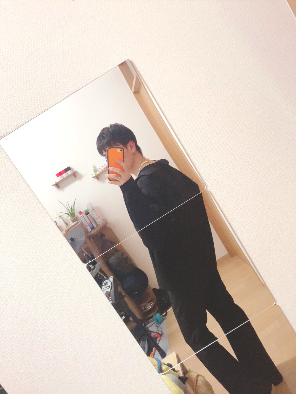 「GUのアイテム（スラックス、ブラック系）」を使った、bashoさん（メンズ・171cm）の夏コーディネートの2枚目の写真