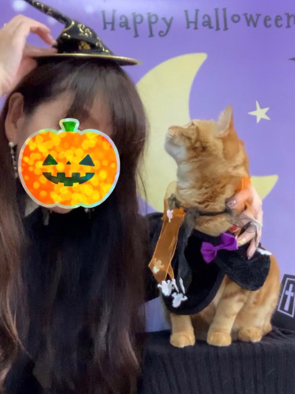 「wearhalloween2021、愛猫、ハロウィン、セリア」｜「セリアのアイテム（ペットグッズ、ブラック系）」を使った、hito さん（レディース・164cm）の秋コーディネートの3枚目の写真