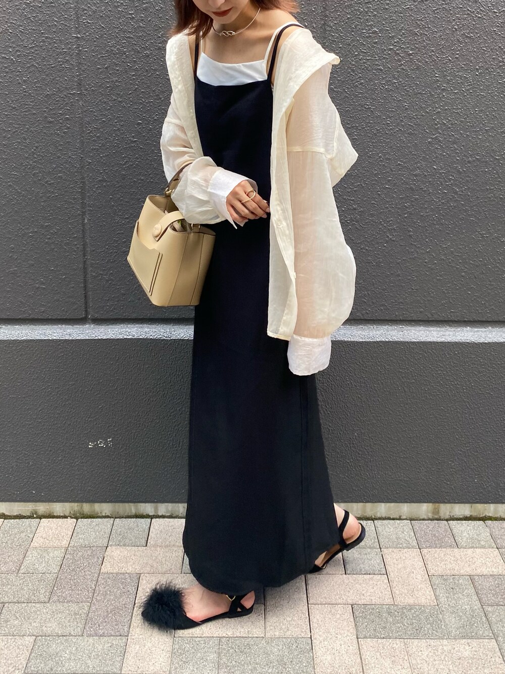 「しまむら、しまむらコーデ、キャミワンピ、シアーシャツ、プチプラ、プチプラコーデ、shein」｜「しまむらのアイテム（シャツ/ブラウス、ホワイト系）」を使った、𝒌𝒂𝒆𝒅𝒆さん（レディース・160cm）の夏コーディネートの3枚目の写真