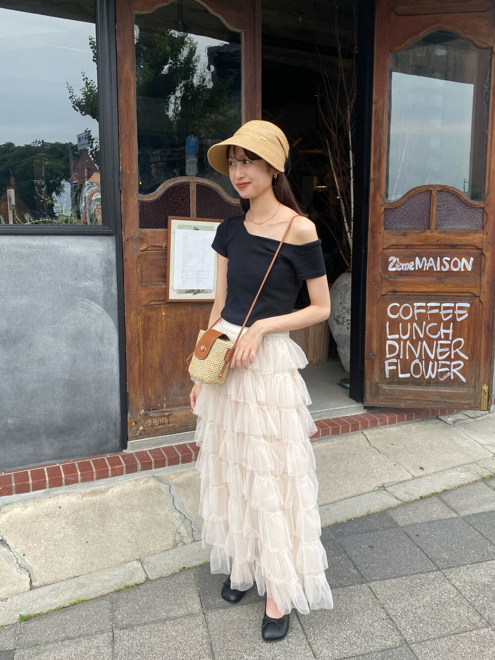 「チュールスカート、夏コーデ、ガーリーコーデ、オトナガーリー、プチプラコーデ、プチプラ、休日スタイル、休日コーデ」｜「CA4LAのアイテム（ハット、ベージュ系）」を使った、𝒌𝒂𝒆𝒅𝒆さん（レディース・160cm）の夏コーディネートの2枚目の写真