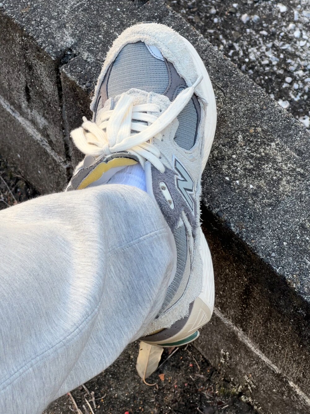 「メンズファッション、ゆるコーデ、春、キルティング、キルティングコート、New Balance、ニューバランス2002、ニューバランス、ニット帽、オーバーコート、低身長コーデ、低身長男子、WEARyouthコーデ」｜「natiamのアイテム（ミリタリージャケット、グリーン系）」を使った、みっち~さん（メンズ・165cm）の冬コーディネートの3枚目の写真