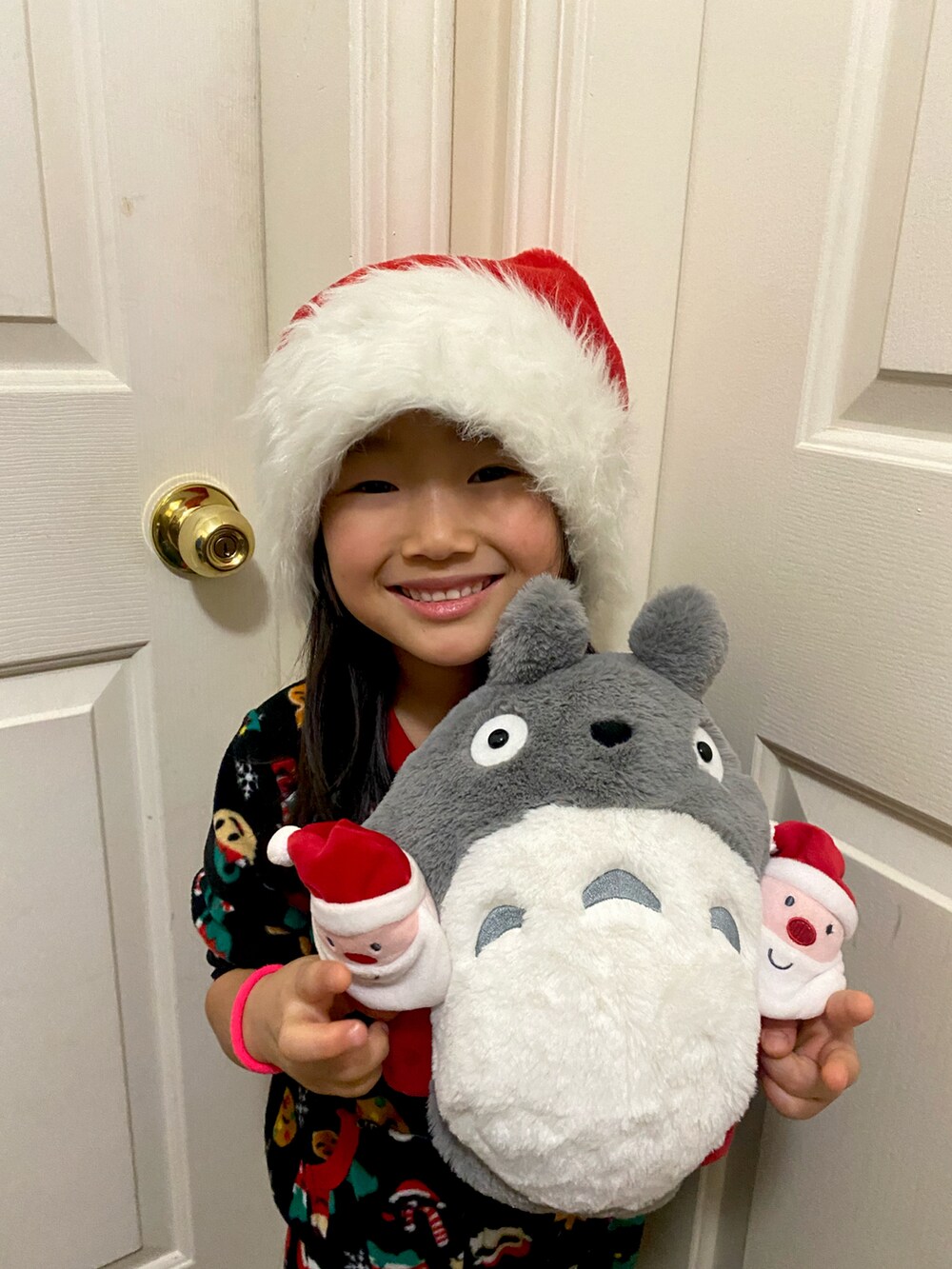 「pajama、winter」｜「？？？のアイテム（ルームウェア/パジャマ、その他）」を使った、Uiさん（キッズ・104cm）の冬コーディネートの2枚目の写真