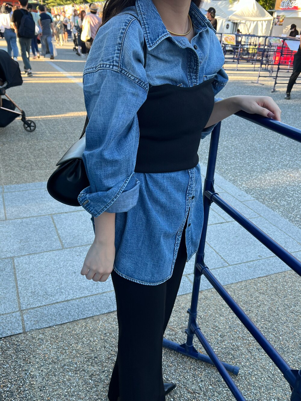 「Spick & Spanのアイテム（Tシャツ/カットソー、ホワイト系）」を使った、Manaeさん（レディース・155cm）の秋コーディネートの3枚目の写真