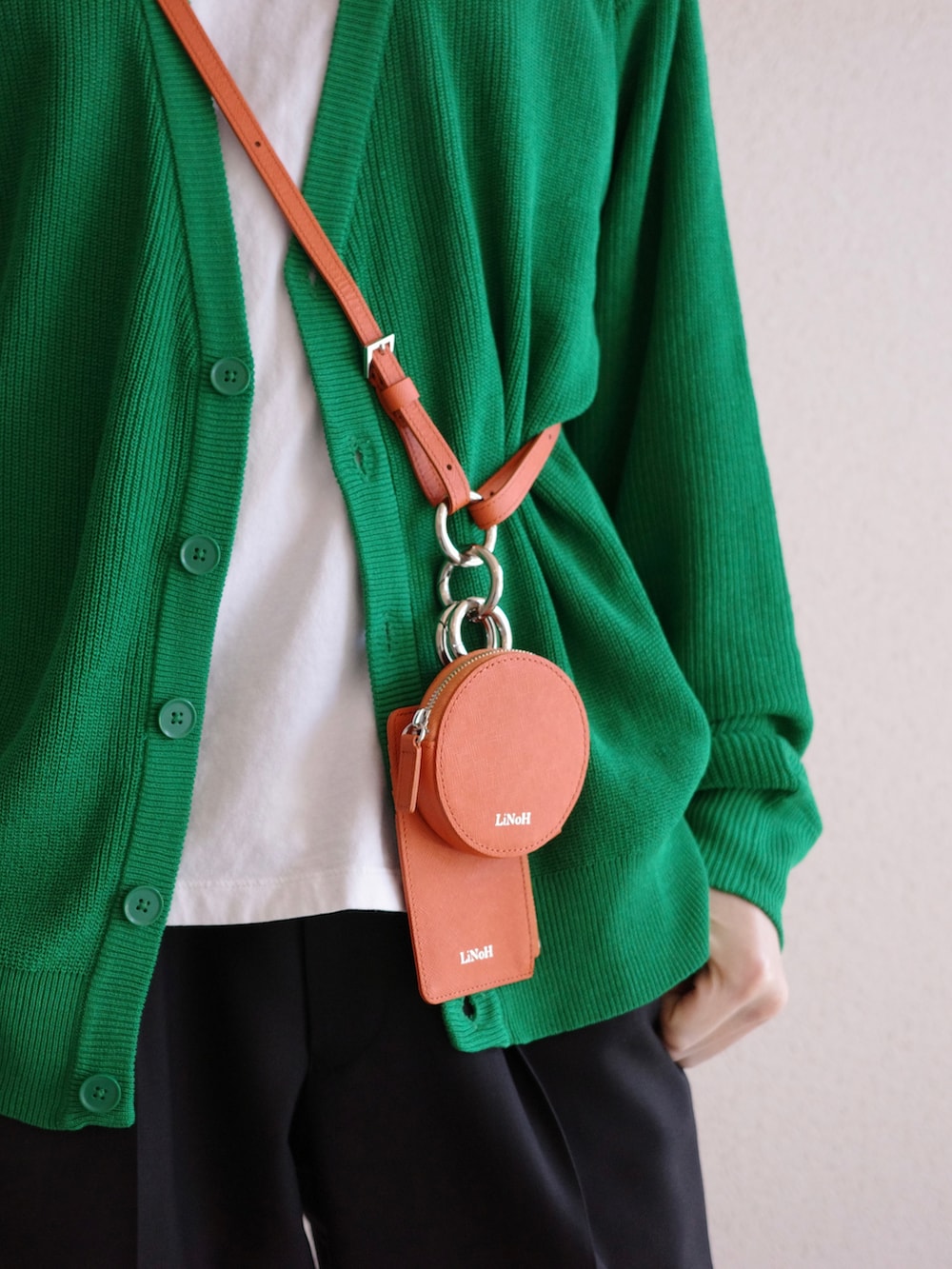「PR、WEGO、ウィゴー、LiNoH、UNITED TOKYO、MB」｜「WEGOのWEGO/リネンライクカーディガン（カーディガン/ボレロ、グリーン系）」を使った、Kyoheiさん（メンズ・174cm）の春コーディネートの3枚目の写真