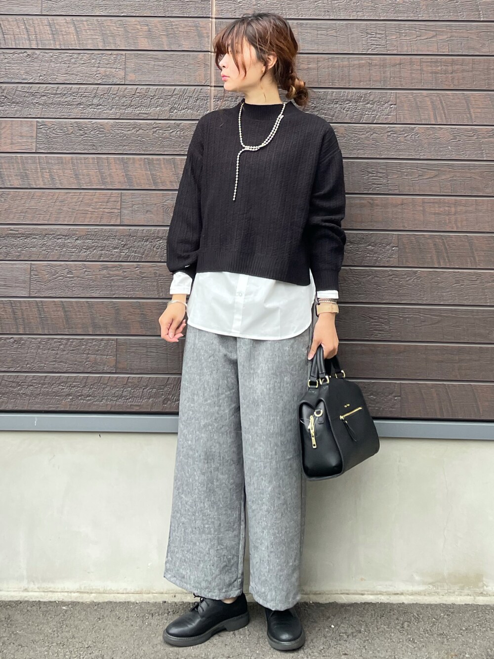 「大人カジュアル、レイヤードスタイル、休日スタイル、お出かけコーデ、セットアイテム、ボア、キルト、ブルゾン、モノトーン、ツイード、ワイドパンツ、高身長コーデ、骨格ナチュラル」|「Green Parksの・SUGAR SPOON ボアキルトブルゾン*(その他アウター、ホワイト系)」を使った、yokoyama_yuuuさん(レディース・173cm)の冬コーディネートの4枚目の写真