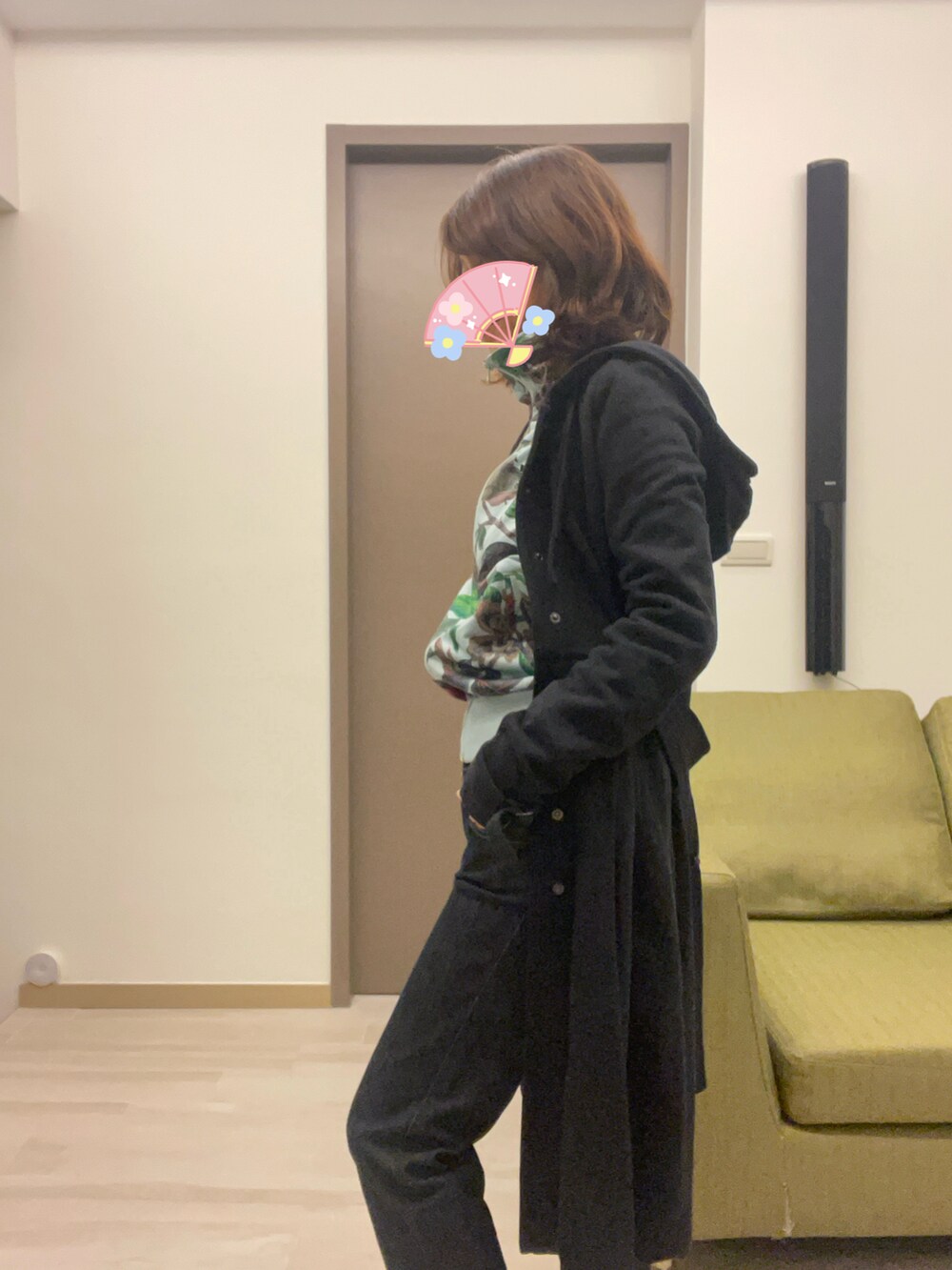 「SILVIAN HEACHのアイテム（デニムパンツ、ブルー系）」を使った、sflinさん（レディース・162cm）の春コーディネートの4枚目の写真