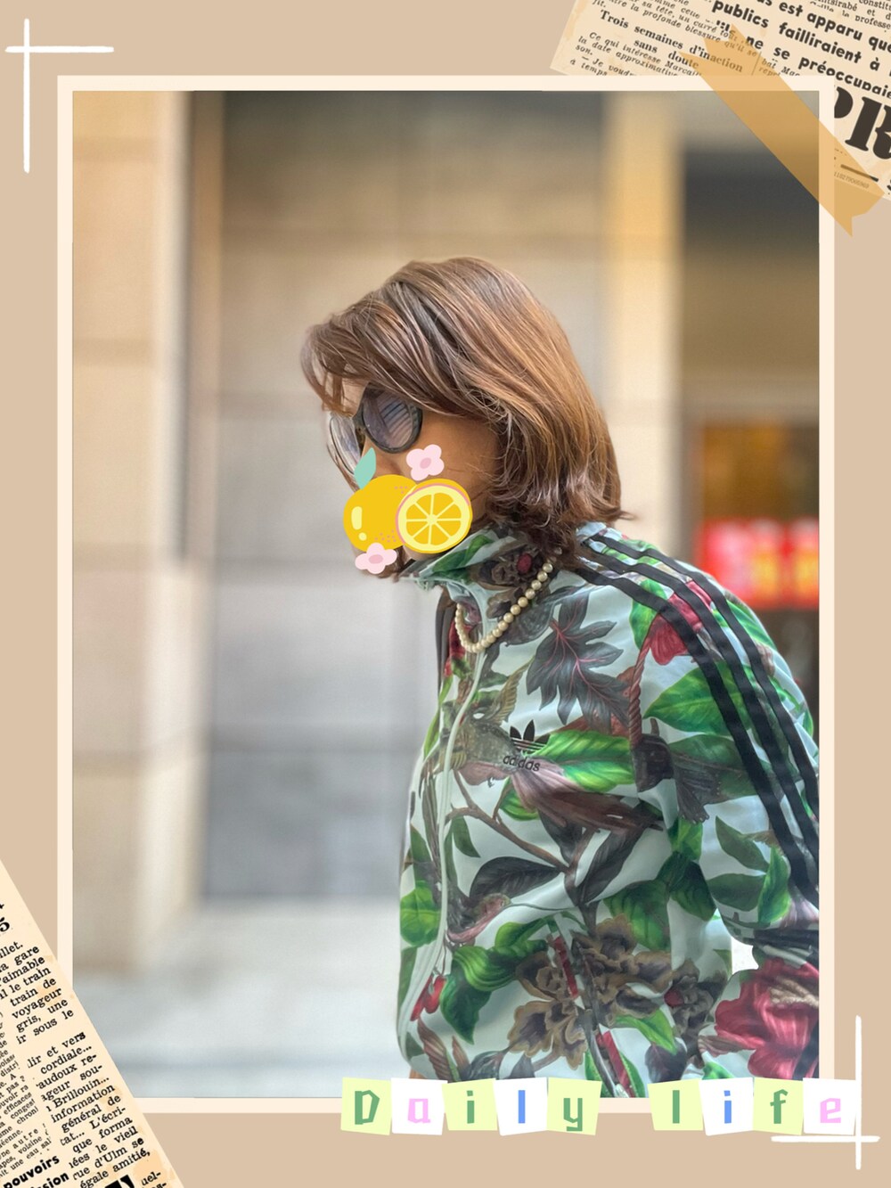 「SILVIAN HEACHのアイテム（デニムパンツ、ブルー系）」を使った、sflinさん（レディース・162cm）の春コーディネートの2枚目の写真