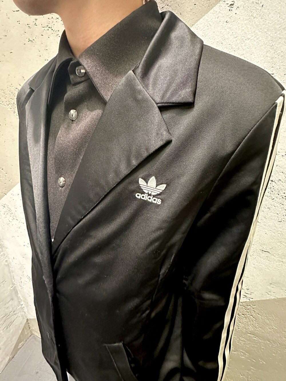 入手困難】ADIDAS テーラードジャケット L ネイビー 極希少品