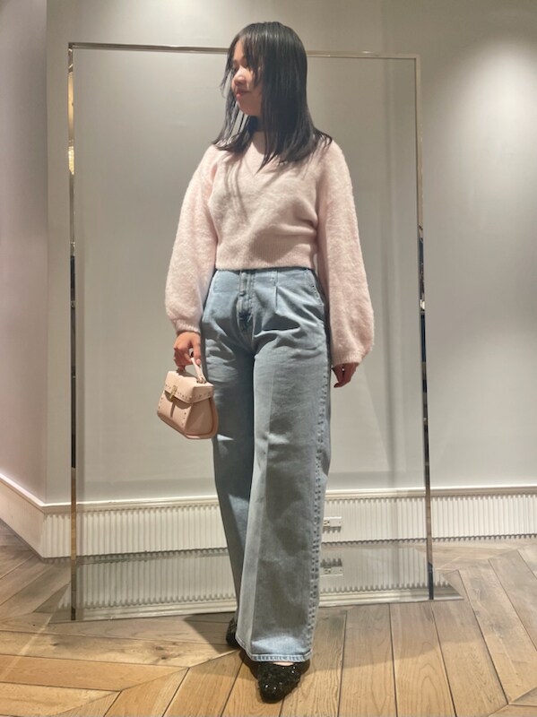 「骨格ストレート、ディリーコーディネート、コート、ジャケット、パンツ、トップス、ニット」｜「CELFORDのファー襟付きキルティングショートコート（その他アウター、ブラック系）」を使った、CELFORDさん（レディース・163cm）の冬コーディネートの3枚目の写真