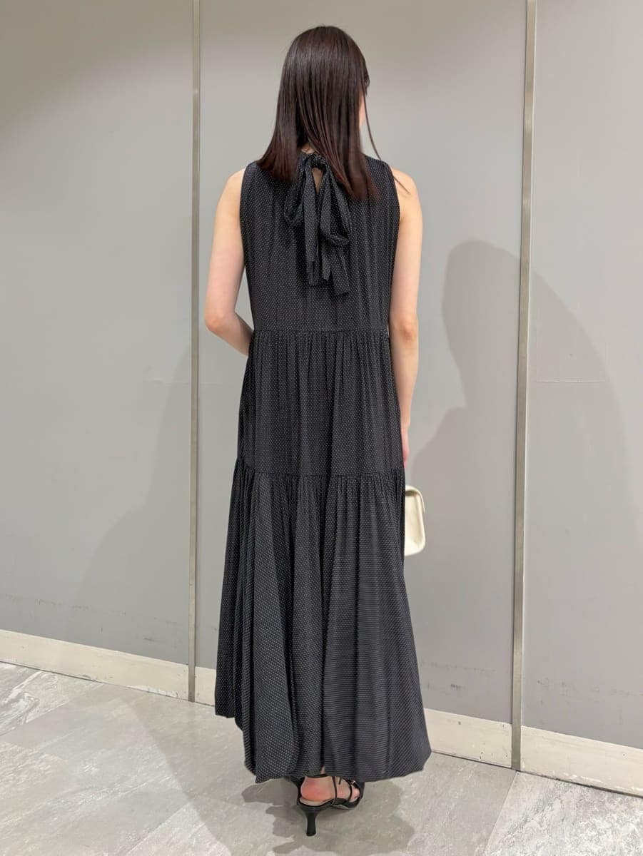 「骨格ナチュラル、ディリーコーディネート、ワンピース、夏コーデ、カジュアル」｜「CELFORDの2WAYバルーンヘムワンピース（ワンピース、その他）」を使った、CELFORDさん（レディース・154cm）の夏コーディネートの4枚目の写真