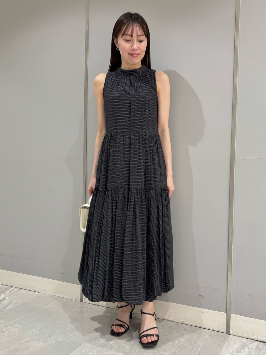 「骨格ナチュラル、ディリーコーディネート、ワンピース、夏コーデ、カジュアル」｜「CELFORDの2WAYバルーンヘムワンピース（ワンピース、その他）」を使った、CELFORDさん（レディース・154cm）の夏コーディネートの2枚目の写真