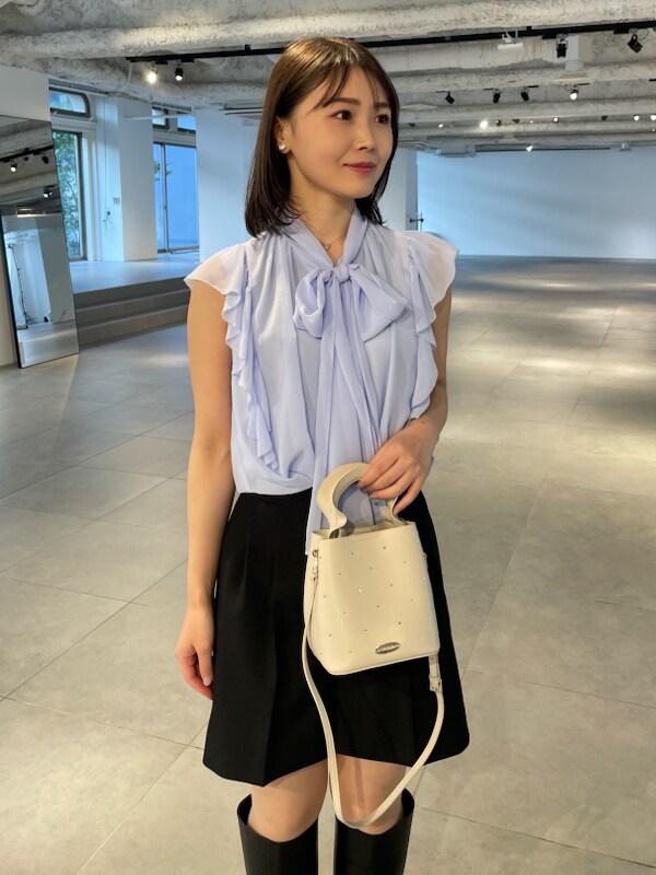 「骨格ウェーブ、ディリーコーディネート、ジャケット、パンツ、トップス、高身長コーデ、春コーディネート、夏コーデ、カジュアル、デートコーデ」｜「CELFORDのパイピングショートジャケット（その他アウター、その他）」を使った、CELFORDさん（レディース・160cm）の冬コーディネートの6枚目の写真