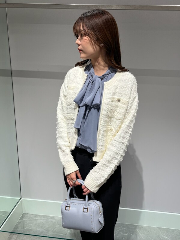 「骨格ウェーブ、お呼ばれコーディネート、ディリーコーディネート、パンツ、トップス、マザーニーズ、高身長コーデ、春コーディネート、秋コーデ、冬コーデ」｜「CELFORDのツイードニットジップブルゾン（ブルゾン、ホワイト系）」を使った、CELFORDさん（レディース・167cm）の冬コーディネートの6枚目の写真