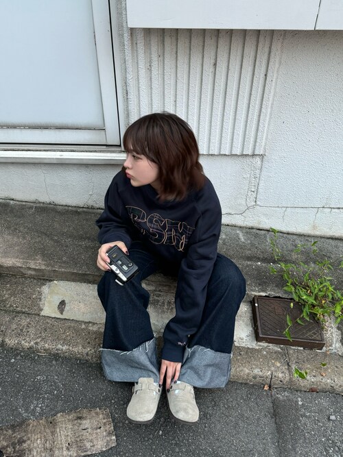 リバーロールアップデニムパンツを使った人気ファッション