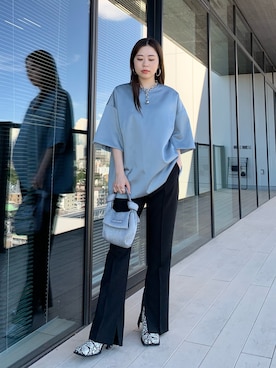 CLANE/クラネ】PADDED SATIN TOPS/パデットサテントップスを使った人気