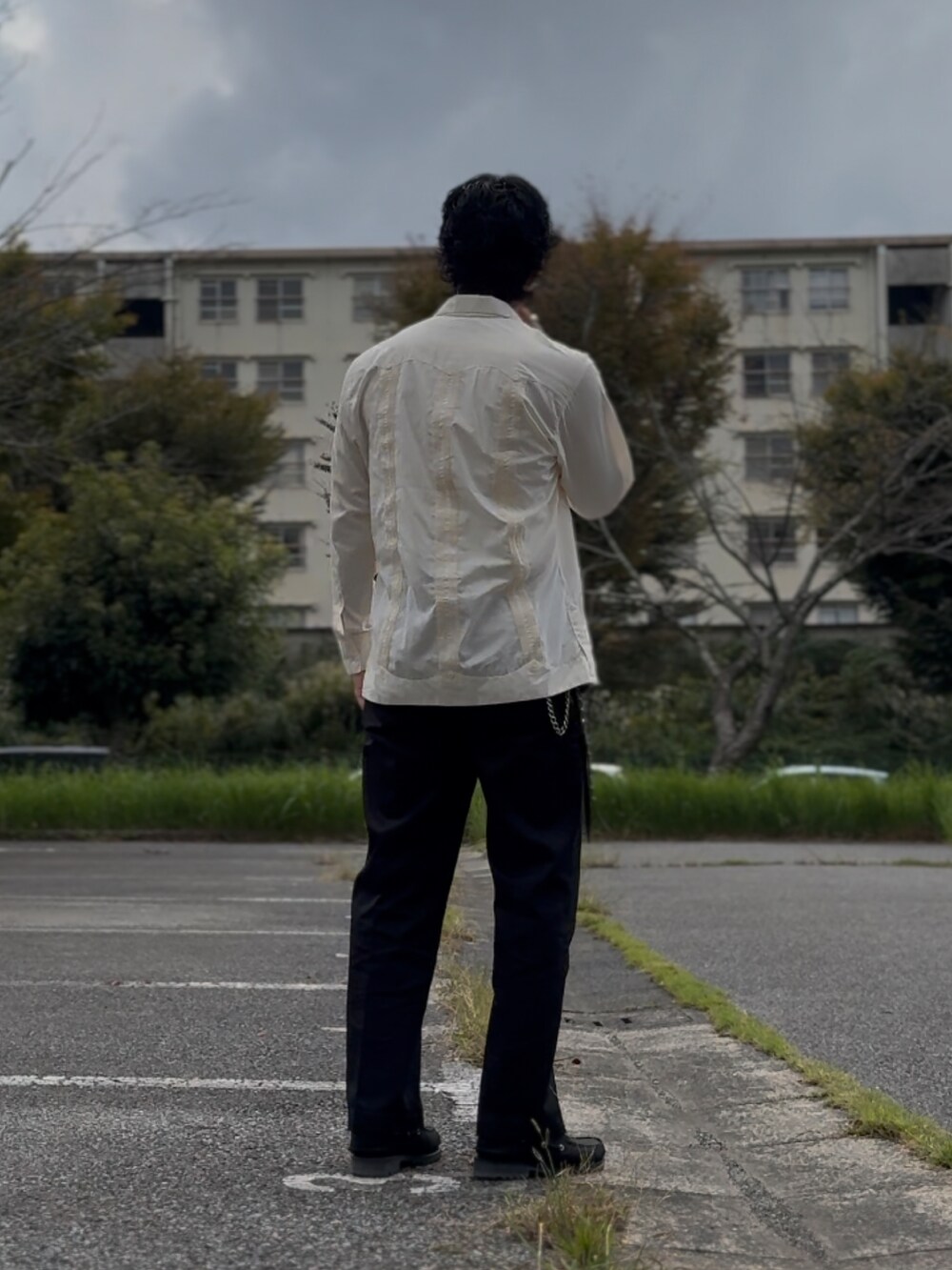 「アメカジ」｜「古着のアイテム（シャツ/ブラウス、ホワイト系）」を使った、mohican_naoyaさん（メンズ・176cm）の秋コーディネートの2枚目の写真