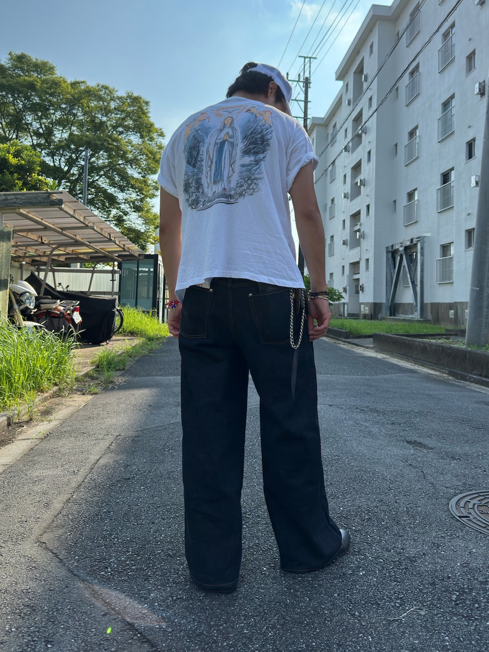 「アメカジ」｜「Los Mavericks(古着)のアイテム（Tシャツ/カットソー、ホワイト系）」を使った、mohican_naoyaさん（メンズ・176cm）の秋コーディネートの2枚目の写真