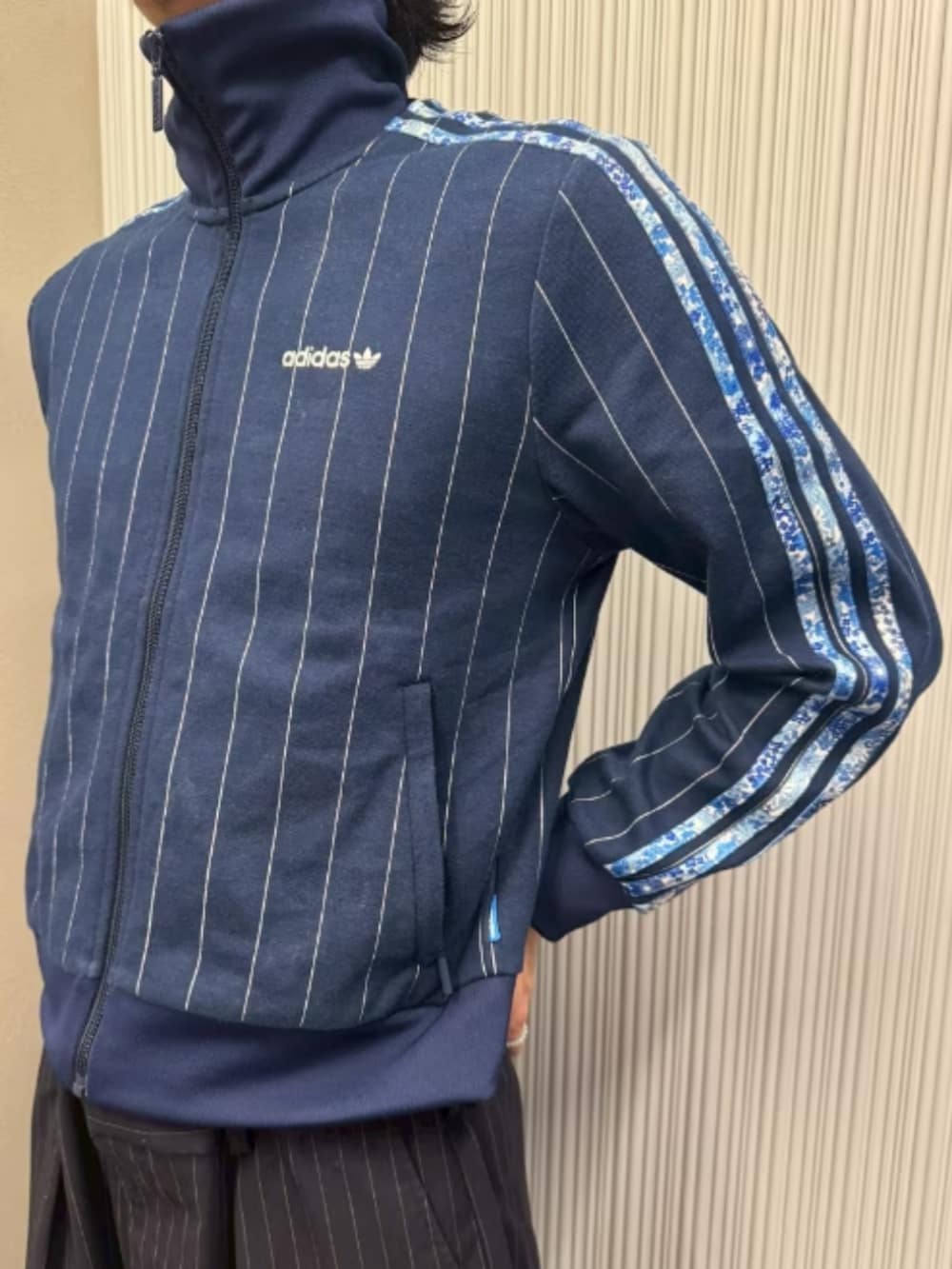 adidas Originals × Liberty London トーナル ブロックド トラック