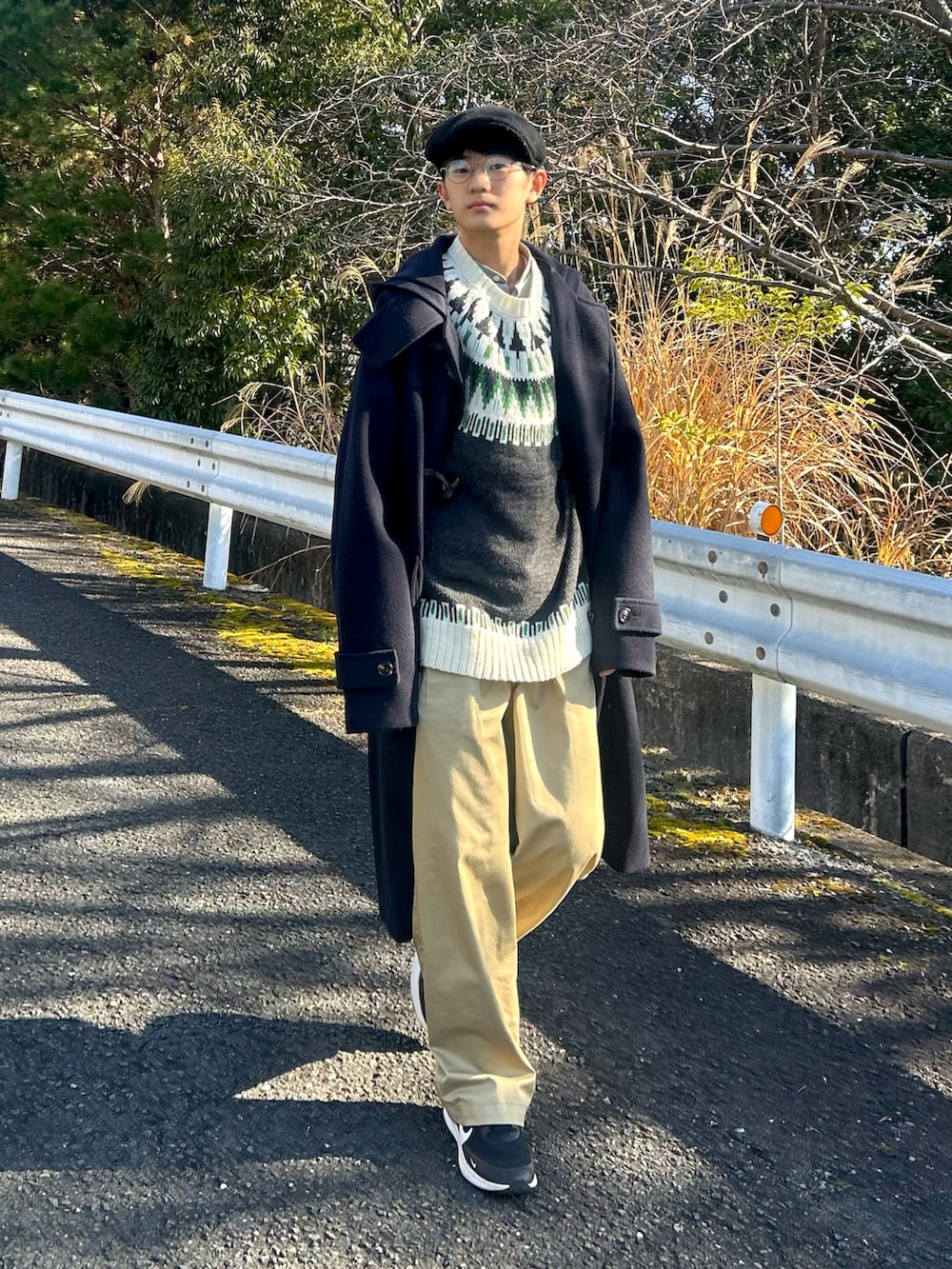 bochukunさんの「オーバーサイズメルトンラグランロングダッフルコート EMMA CLOTHES（EMMA CLOTHES）」を使ったコーディネートの2枚目の写真