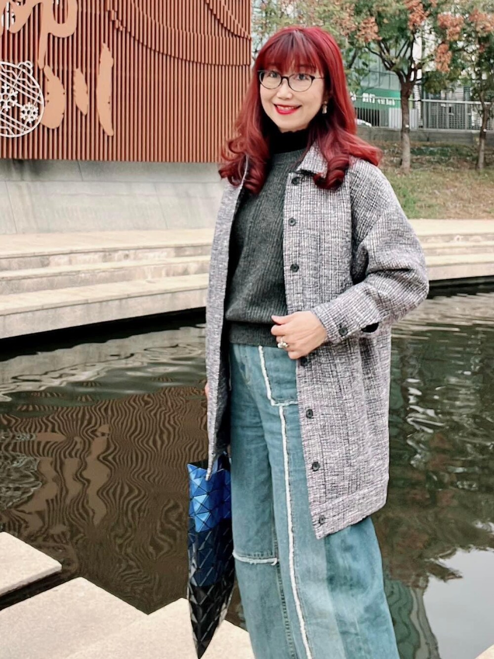 「Douchangleeのアイテム（ピーコート、グレー系）」を使った、maryshihさん（レディース・162cm）の冬コーディネートの3枚目の写真