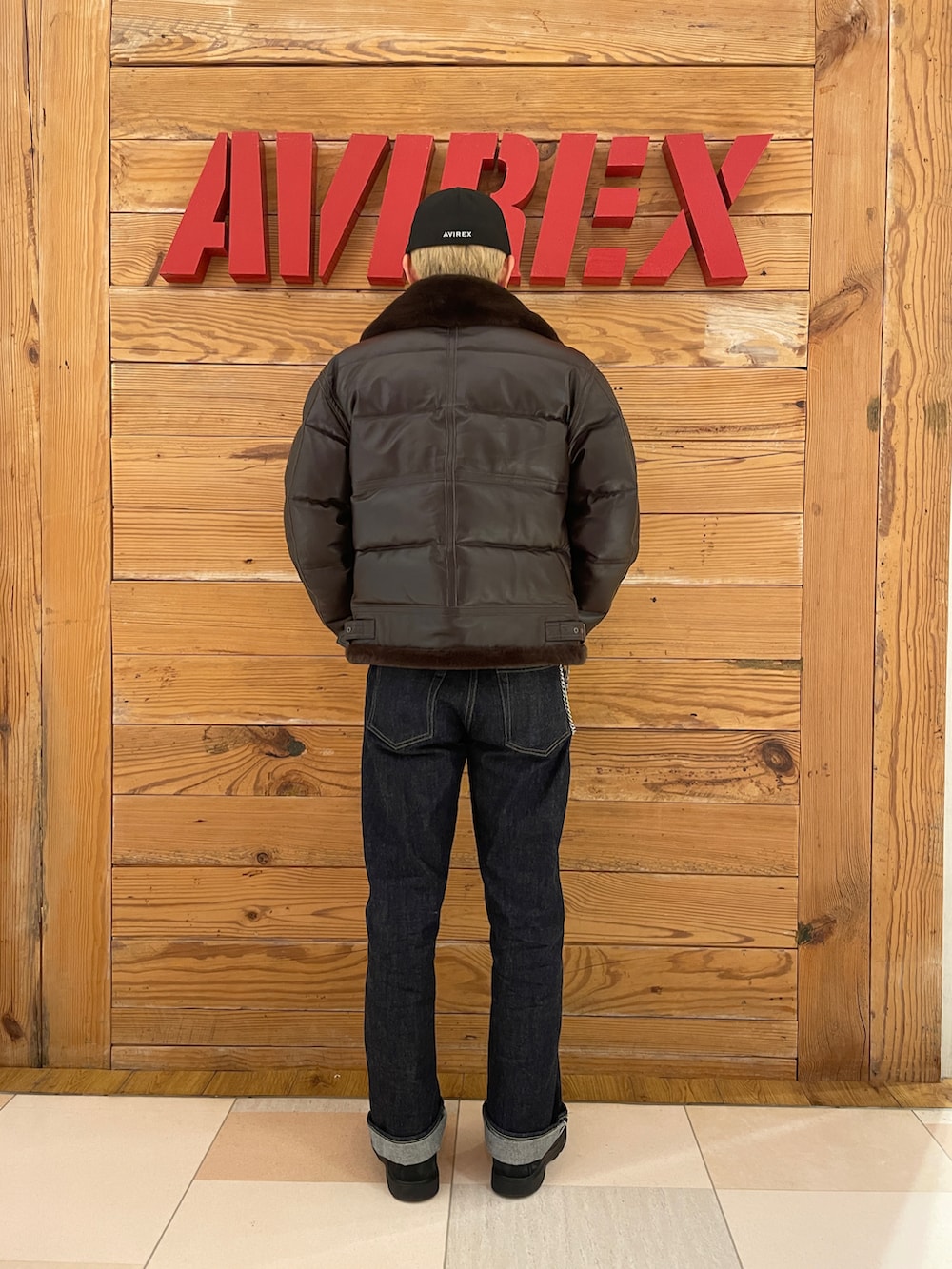 「ビッグシルエット、AVIREX、大人カジュアル、休日コーデ、ootd、秋冬コーデ、冬アウター、AVIREXBelle、ファッションの力を信じよう、新星WEARISTAにエントリー」｜「AVIREXの【×NEW ERA/ニューエラ】ロウ プロファイル 59フィフティ / LOW PROFILE 59FIFTY "AC"/ アヴィレックス / AVIREX（キャップ、ブラック系）」を使った、ひらいさん（メンズ・174cm）の冬コーディネートの2枚目の写真