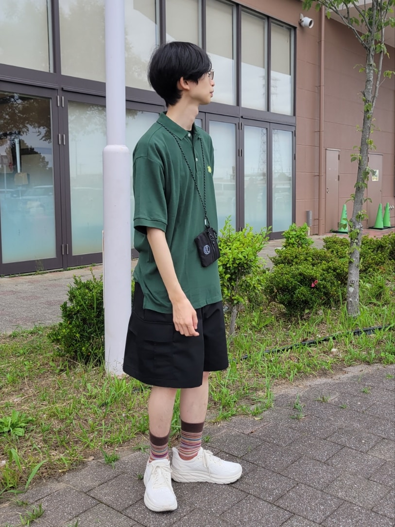 「オトナカジュアル、夏、ファッション好きと繋がりたい、お洒落さんとつながりたい、メガネ男子、スニーカー、カーゴショーツ、ポロシャツ、ハーフパンツ、カーゴパンツ、チャオパニックティピー(CIAOPANIC TYPY)、チャオパニックティピー、ストリート」｜「U.S. POLO ASSN.の【U.S. POLO ASSN】ワンポイント刺繍カノコポロ（ポロシャツ、グリーン系）」を使った、1stripe2kuroさん（メンズ・169cm）の夏コーディネートの4枚目の写真