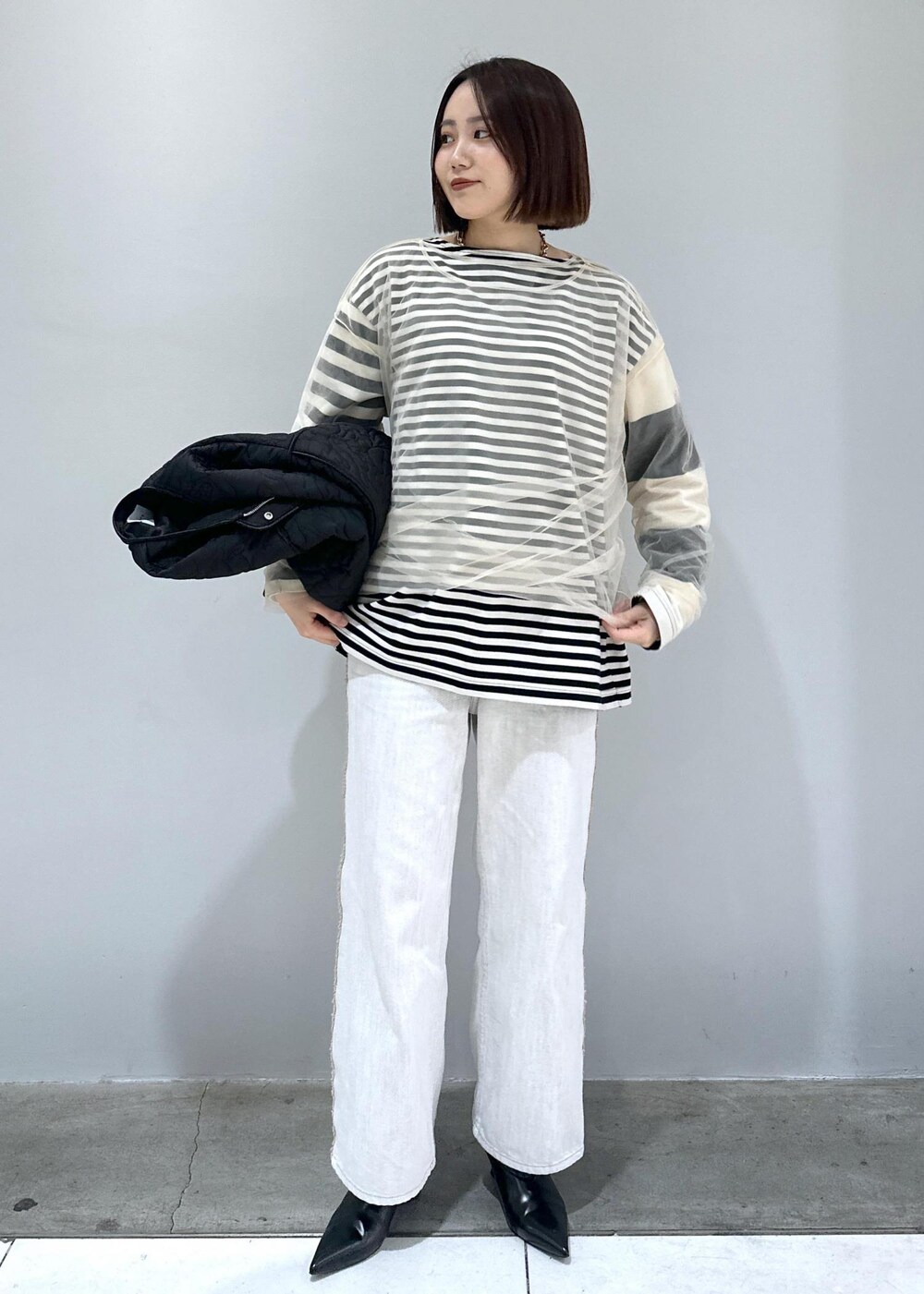 「24ss、24ss春の新作、春の新作、新作、チュール、シアー、ミュール、ポインテッドトゥ、中綿、中綿アウター、アウター、春アウター、薄手、薄手アウター、ボーダー」|「ADAM ET ROPE'の【サステナブル】アートキルティングジャケット(その他アウター、ブラック系)」を使った、きなさん(レディース・156cm)の冬コーディネートの6枚目の写真