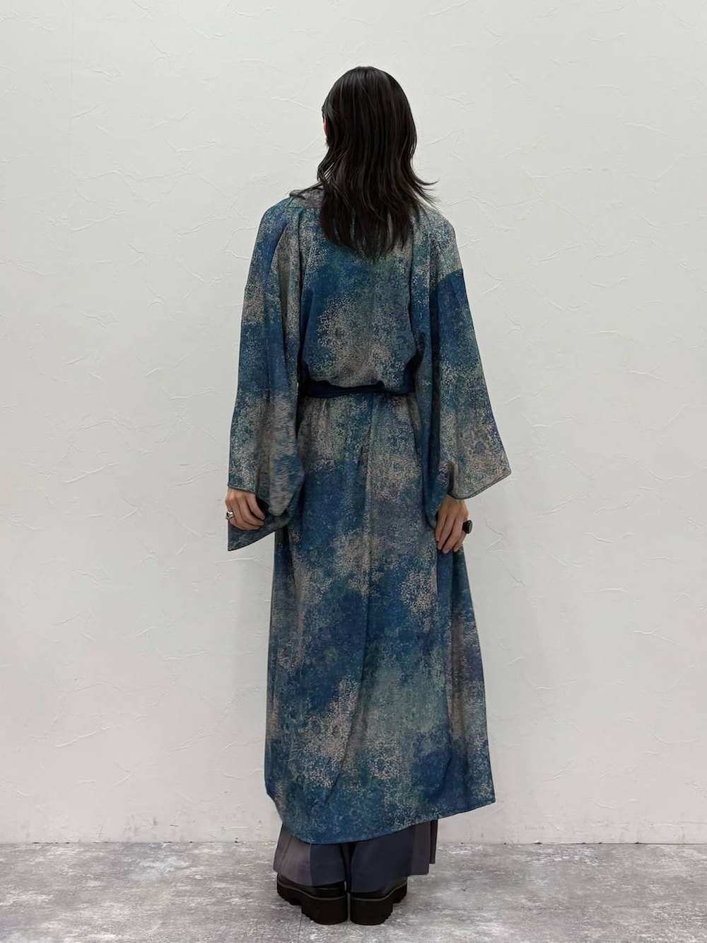 「高見え、個性派、モード、HARE、浴衣、シャツ、夏コーデ、サンダル、ワイドパンツ」｜「HAREのステンレスチェーンネックレス(HARE)（ネックレス、シルバー系）」を使った、seigiさん（メンズ・178cm）の夏コーディネートの3枚目の写真