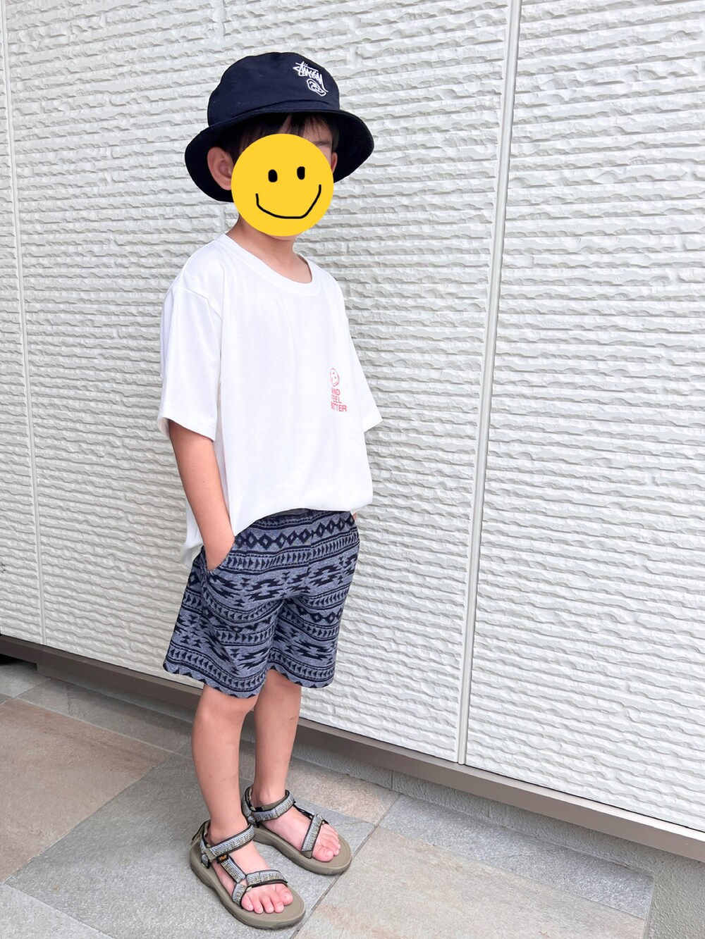 「サーティーワン、ネイティブ柄、ハット」｜「Tevaのアイテム（サンダル、グリーン系）」を使った、ゆーさん（キッズ・125cm）の夏コーディネートの2枚目の写真