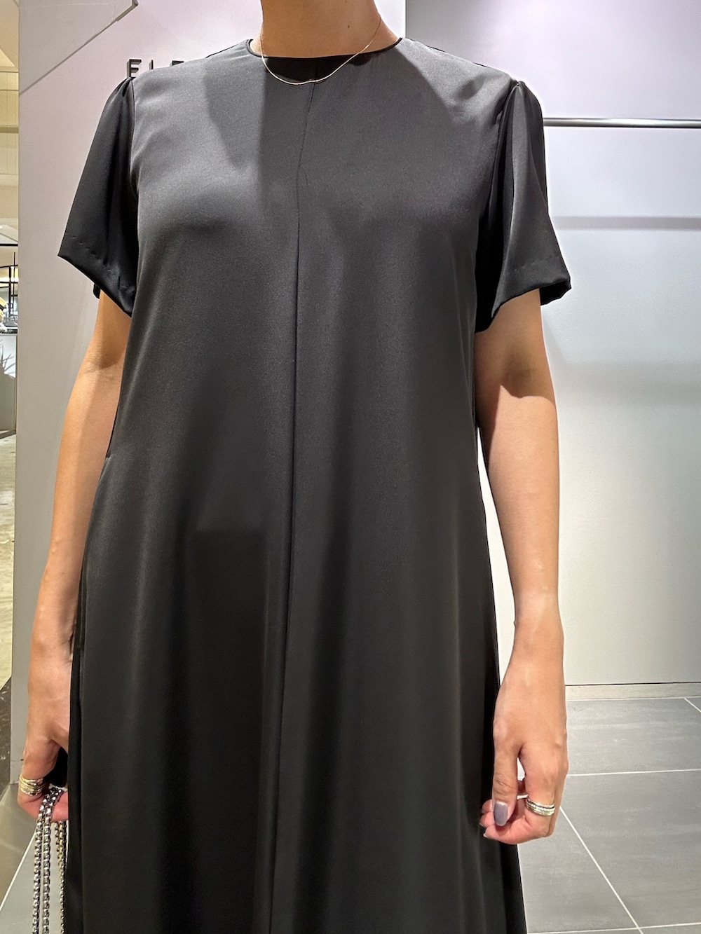 ❤︎MSSM様 美品　エレンディーク　ブラック　半袖ワンピース　　　洗濯OK ❤︎ セール】フォルムスリーブウエストタックワンピース（ワンピース