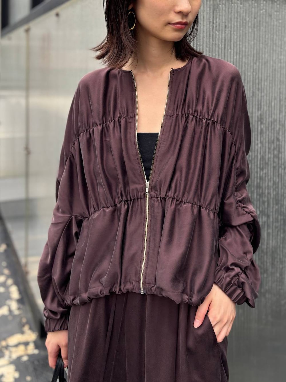 「大人カジュアル、きれいめカジュアル、セットアップ、ブルゾン、秋コーデ、夏コーデ、高身長、ワントーン、モード、Chaos」｜「ChaosのChaos(カオス)/【新色登場】モーラワイドワイドパンツ　◆セットアップ可◆（その他パンツ、ブラウン系）」を使った、chaosmikuさん（レディース・170cm）の夏コーディネートの5枚目の写真