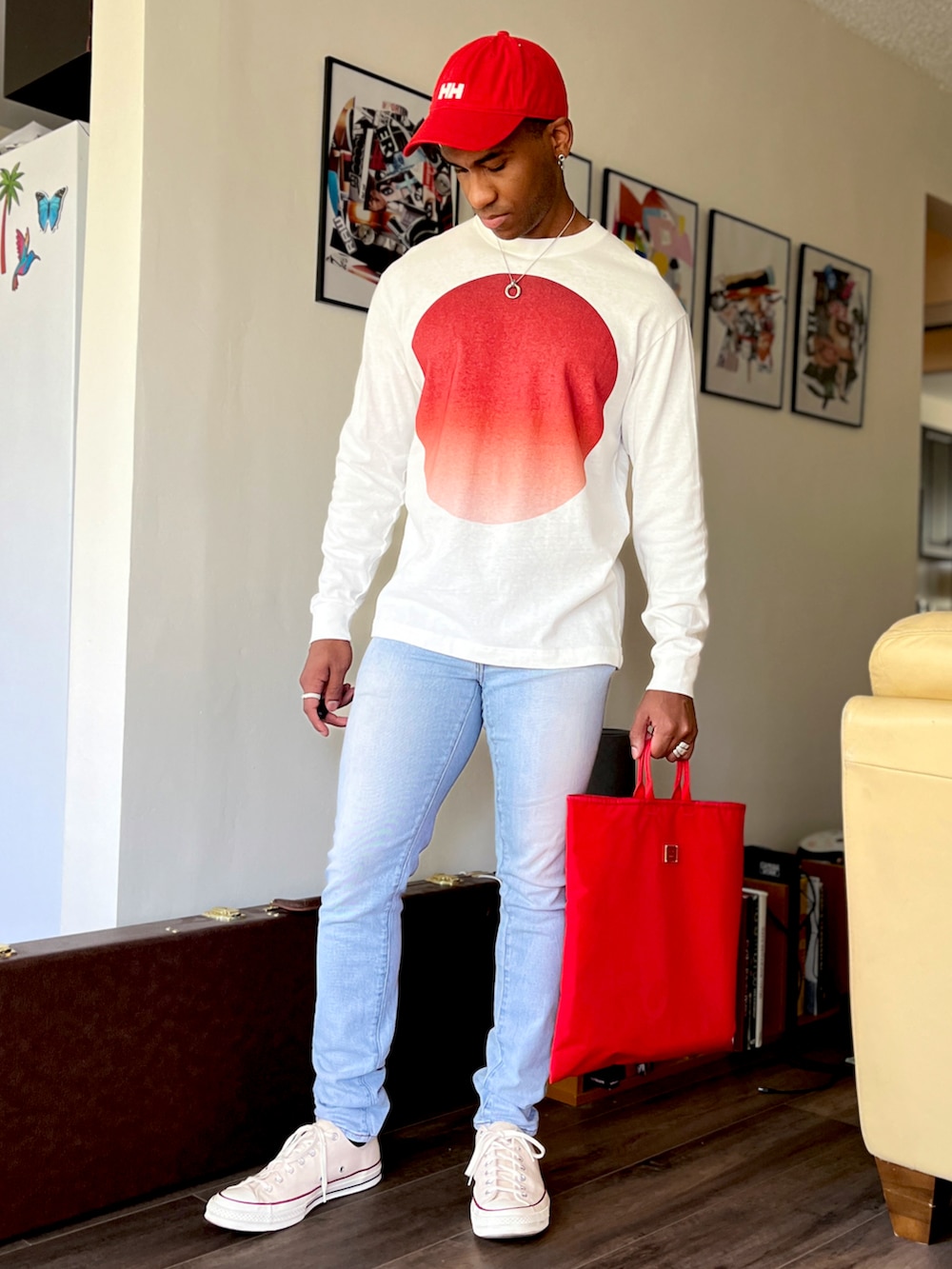 「お出かけコーデ、プチプラ、今日のコーデ、おしゃれさんと繋がりたい、大人カジュアル、プチプラコーデ、ootd、いいね、save、フォローお願いします🤑、リラックススタイル、converse、AcneStudios」｜「BLUE BLUE JAPANのアイテム（Tシャツ/カットソー、ホワイト系）」を使った、stefanlegacyさん（メンズ・175cm）の夏コーディネートの2枚目の写真