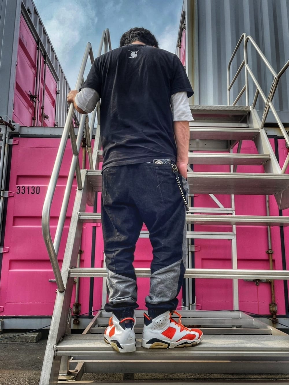 KOH｜AIR JORDANのスニーカーを使ったコーディネート - WEAR